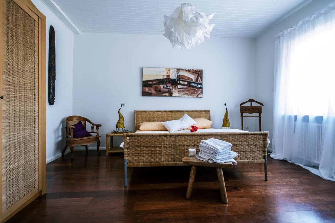 Tektona "Bed & Breakfast" Nidda Exteriér fotografie